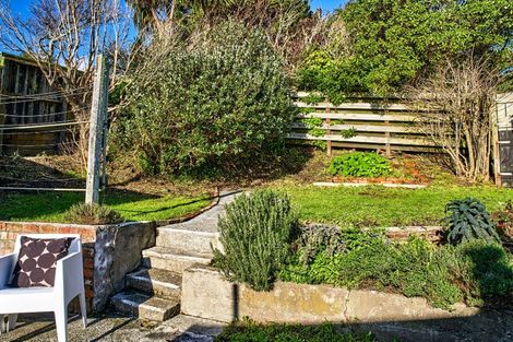 Photo of property in 23 Shannon Street, Mount Victoria, Wellington, 6011