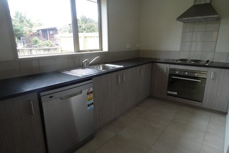 Photo of property in 20 Anna Lane, Glen Eden, Auckland, 0602