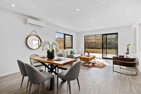 Photo of property in 43 Sunnyheights Road, Orewa, 0931