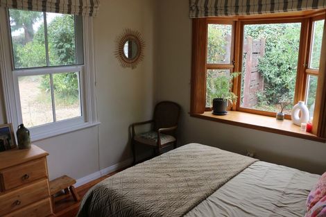 Photo of property in 29 Princess Street, Martinborough, 5711