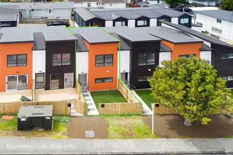 Photo of property in 4/85 Jaemont Avenue, Te Atatu South, Auckland, 0610