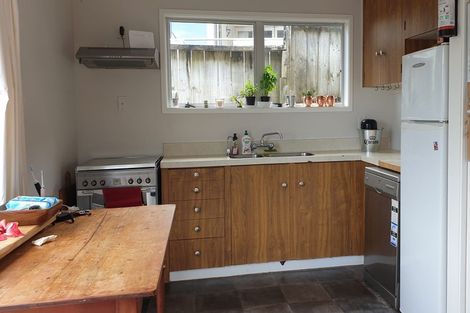 Photo of property in 55 Duncansby Road, Stanmore Bay, Whangaparaoa, 0932