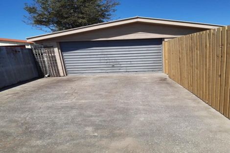 Photo of property in 28 Leicester Crescent, Hoon Hay, Christchurch, 8025