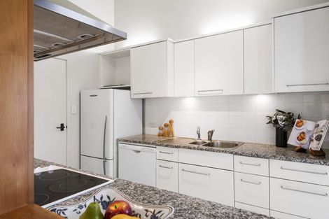 Photo of property in 18 Sanders Avenue, Takapuna, Auckland, 0622