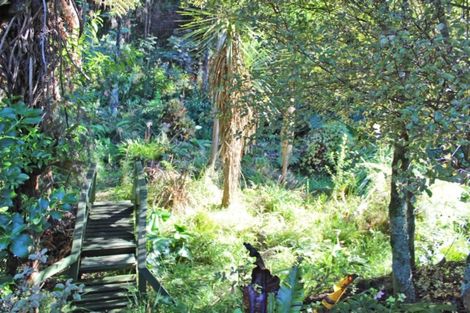 Photo of property in 16 Windsor Drive, Tairua, 3508