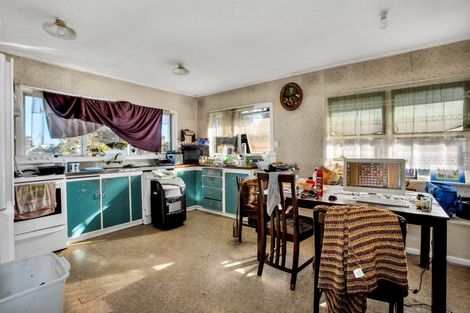 Photo of property in 27 Rosehill Drive, Rosehill, Papakura, 2113