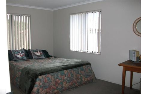 Photo of property in 8 Midshipman Court, Gulf Harbour, Whangaparaoa, 0930