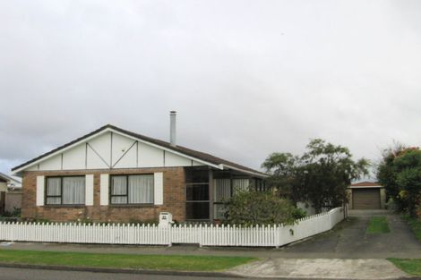 Photo of property in 24 Sylvan Avenue, Waikanae, 5036