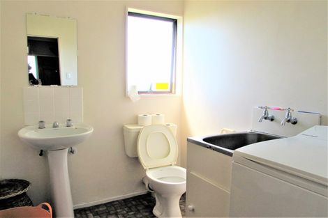 Photo of property in 54 Frobisher Street, Island Bay, Wellington, 6023