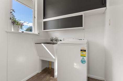 Photo of property in 16 Wavell Crescent, Lansdowne, Masterton, 5810