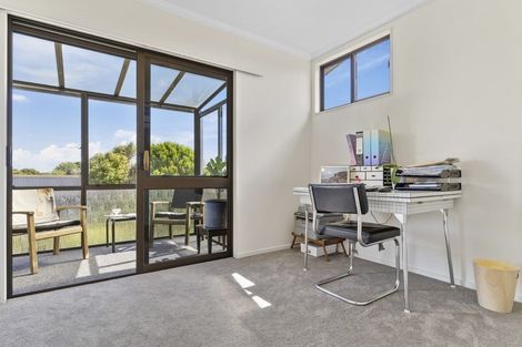 Photo of property in 44 Links View Drive, Omokoroa, 3114