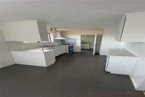 Photo of property in 5a Cherry Tree Place, Massey, Auckland, 0614