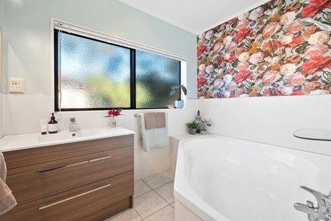 Photo of property in 20 Norrie Street, Te Puke, 3119