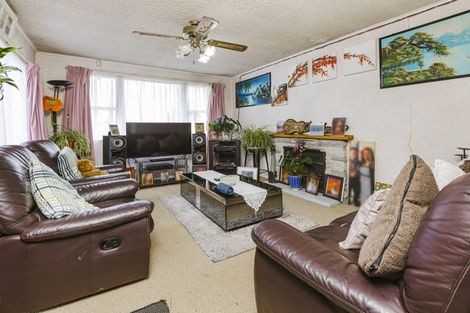 Photo of property in 37 Ferguson Street, Manurewa East, Auckland, 2102
