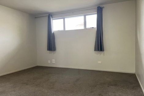 Photo of property in 37 Scarlet Oak Drive, Schnapper Rock, Auckland, 0632