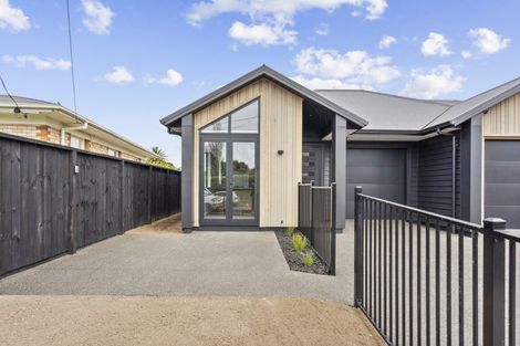 Photo of property in 1/17 Tudor Crescent, Chedworth, Hamilton, 3210