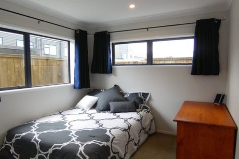 Photo of property in 33 Saltmarsh Road, Hobsonville, Auckland, 0616