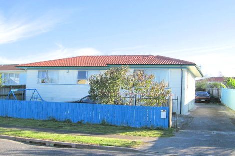 Photo of property in 3 Vetori Place, Clover Park, Auckland, 2023