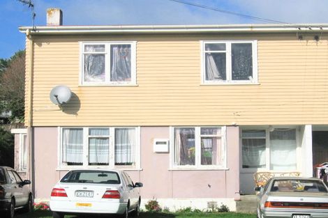 Photo of property in 34a-d Cornwall Crescent, Cannons Creek, Porirua, 5024