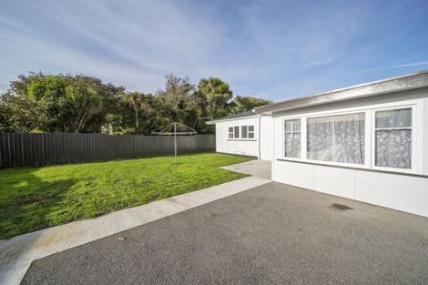 Photo of property in 59 Camberwell Road, Hawera, 4610