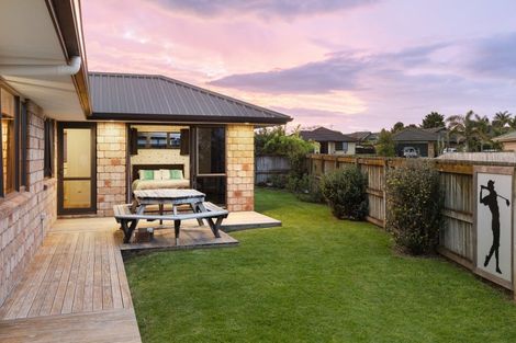 Photo of property in 10 Evans Court, Pukekohe, 2120