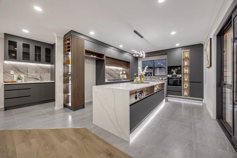 Photo of property in 6 Mill Hill Close, Flat Bush, 2019