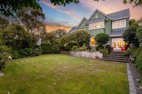 Photo of property in 131 Upland Road, Kelburn, Wellington, 6012