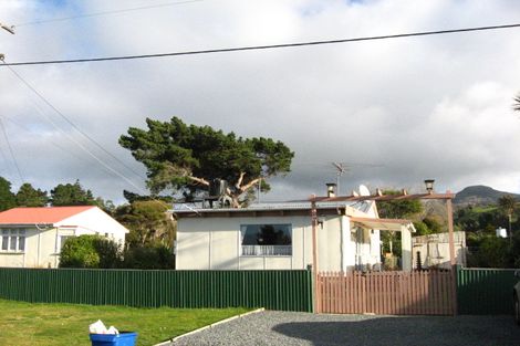 Photo of property in 40 Beach Road, Long Beach, Port Chalmers, 9081
