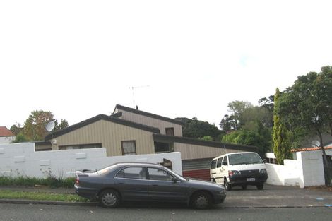 Photo of property in 111 Porritt Avenue, Chatswood, Auckland, 0626