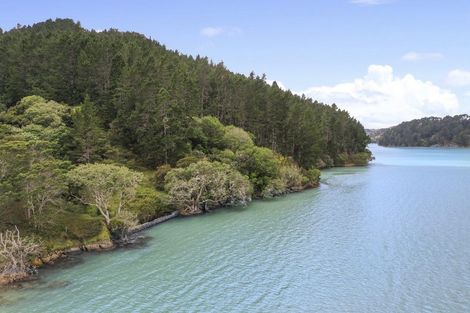 Photo of property in 225 Okura Bay Road, Totara North, Kaeo, 0479