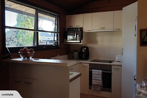 Photo of property in 7 Nugget Grove, Raumati Beach, Paraparaumu, 5032