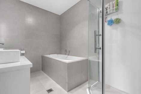 Photo of property in 12 Goodfellow Lane, Flat Bush, Auckland, 2019