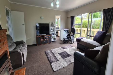 Photo of property in 28 Bickerstaffe Road, Maungaturoto, 0520