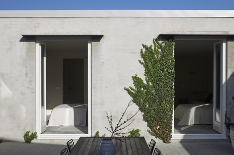 Photo of property in 13 Oxford Terrace, Devonport, Auckland, 0624