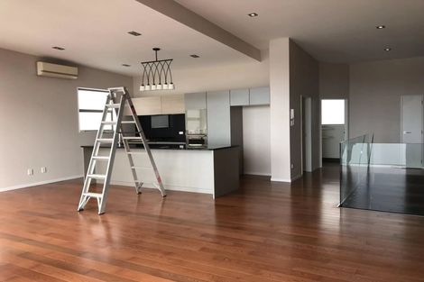 Photo of property in Wilk Heights, 11/8 Wilk Lane, Browns Bay, Auckland, 0630