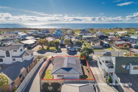 Photo of property in 60 Dickson Road, Papamoa Beach, Papamoa, 3118