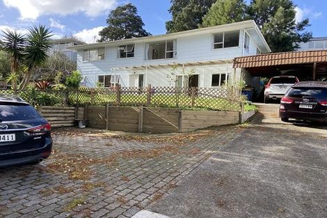 Photo of property in 13 Kerria Place, Sunnynook, Auckland, 0620