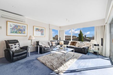 Photo of property in 8 Fielding Crescent, Farm Cove, Auckland, 2012