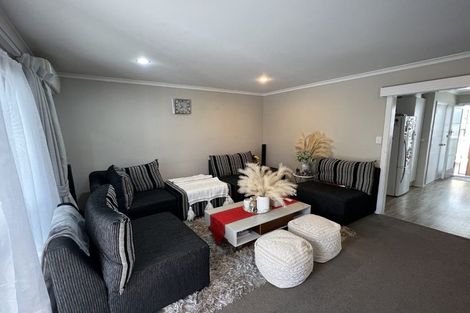 Photo of property in 2/126 Stanmore Road, Linwood, Christchurch, 8011