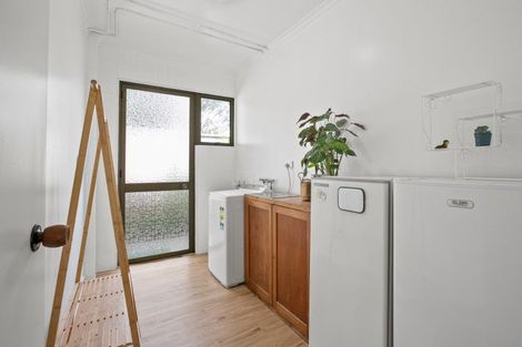 Photo of property in 3 Prudence Place, Oakura, 4314