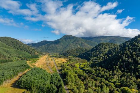 Photo of property in 101 Gowan Valley Road, Gowanbridge, Murchison, 7077