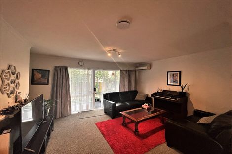 Photo of property in 2/65 Lincoln Road, Hillmorton, Christchurch, 8024