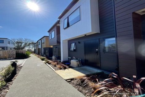 Photo of property in 20/241 Don Buck Road, Massey, Auckland, 0614