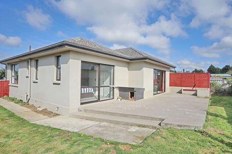 Photo of property in 16 Huia Street, Waikiwi, Invercargill, 9810