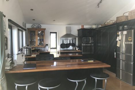 Photo of property in 93 Omokoroa Road, Omokoroa, 3114