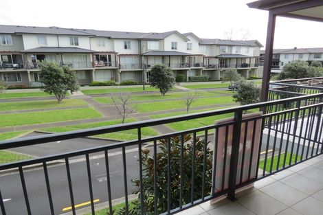 Photo of property in 3/25 Opito Way, East Tamaki, Auckland, 2013