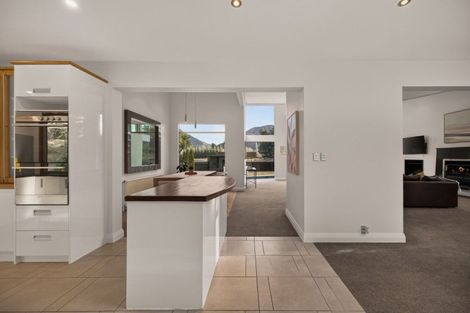 Photo of property in 1 Rapley Close, Arrow Junction, Queenstown, 9371