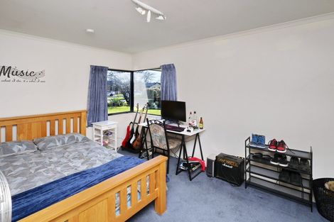 Photo of property in 14 Pascoe Drive, Woodend, 7610