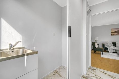 Photo of property in 1/19 Bernina Place, Weymouth, Auckland, 2103