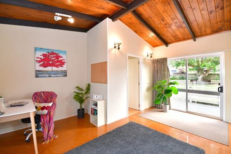 Photo of property in 26 Kawau View Road, Snells Beach, 0920